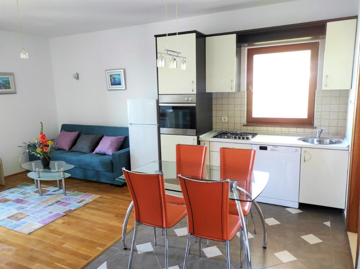 Apartment Biokovo Makarska Exterior photo